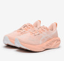 Tênis Asics Novablast 5 + Brinde (Meia)