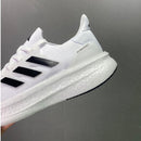 Tênis Adidas Ultraboost Light 24