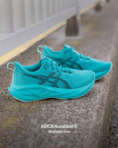 Tênis Asics Novablast 5 + Brinde (Meia)