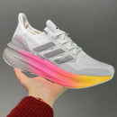 Tênis Adidas Ultraboost Light 24