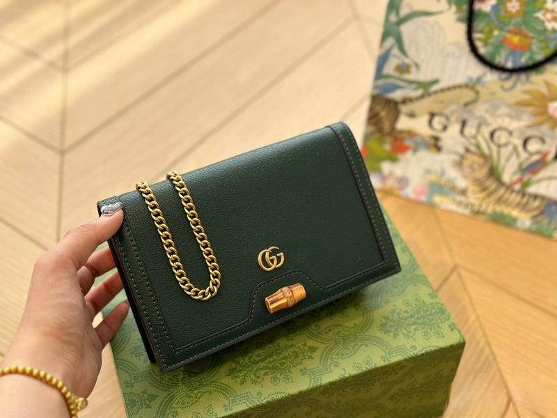 Gucci Diana Mini Shoulder Bag