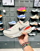 Tênis Nike ZOOM X Invincible Run 3 Flyknit